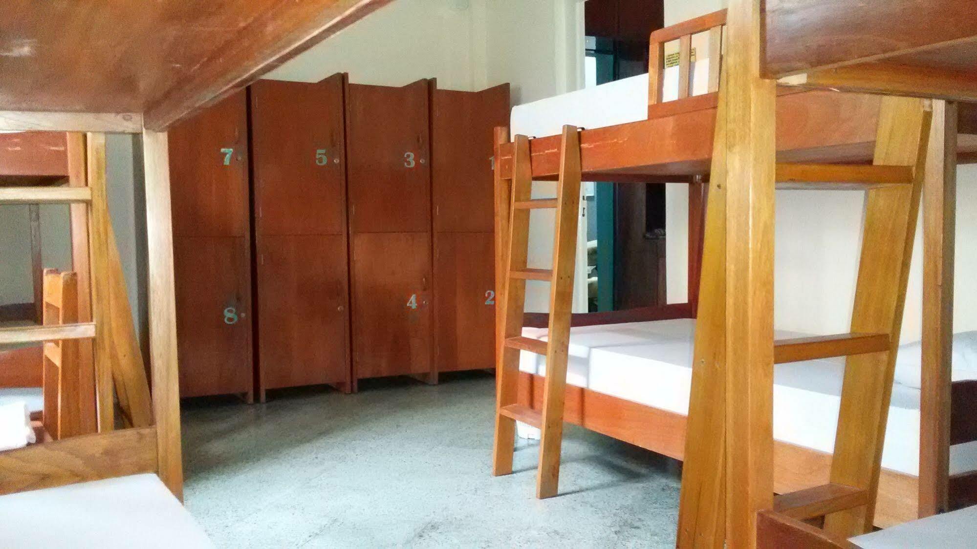 Hamaca Paraguaya Hostel Asuncion Exteriör bild